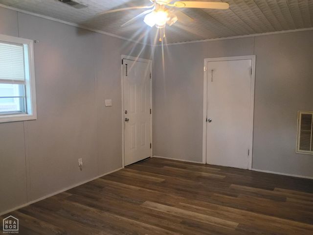 104 S 13th Avenue, Paragould, AR 72450