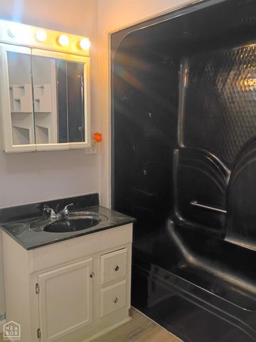 104 S 13th Avenue, Paragould, AR 72450