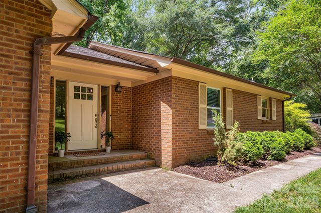 292 Canonero Place, Fort Mill, SC 29707