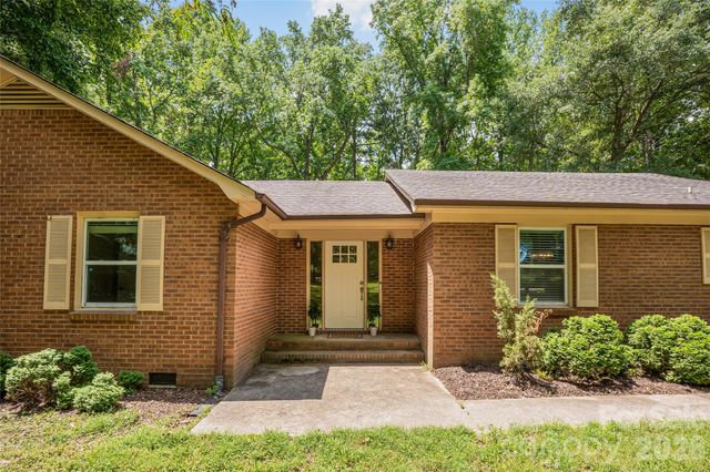292 Canonero Place, Fort Mill, SC 29707