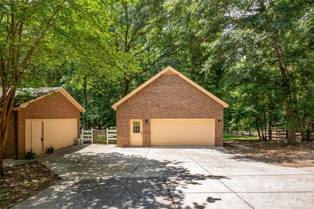 292 Canonero Place, Fort Mill, SC 29707