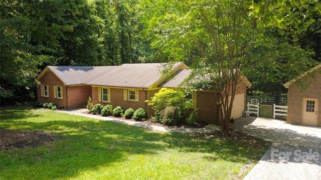 292 Canonero Place, Fort Mill, SC 29707