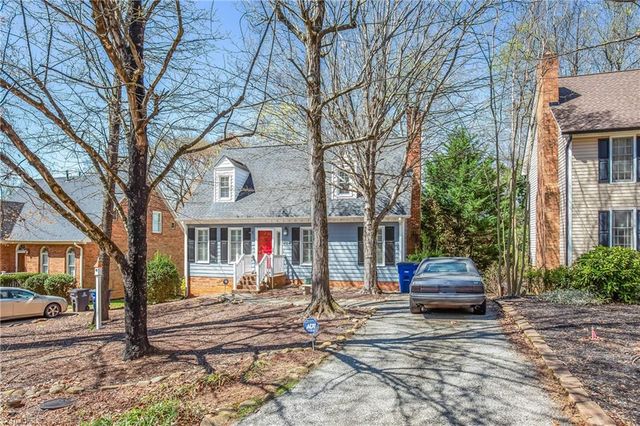 4104 Moss Brook Drive, Winston-salem, NC 27127