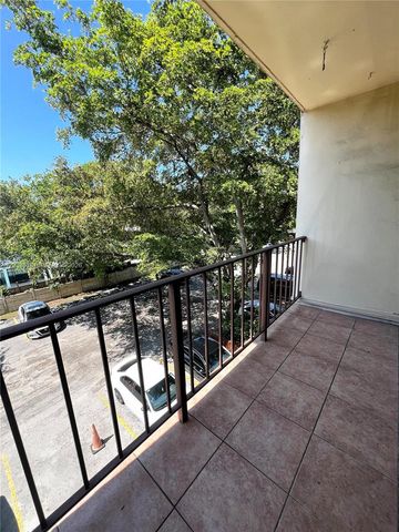12035 NE 2nd Ave A302, North Miami, FL 33161