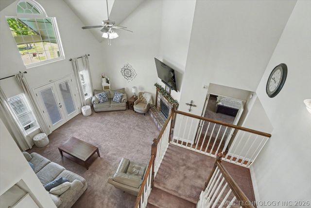 2406 E Fairfield Court, Oologah, OK 74053