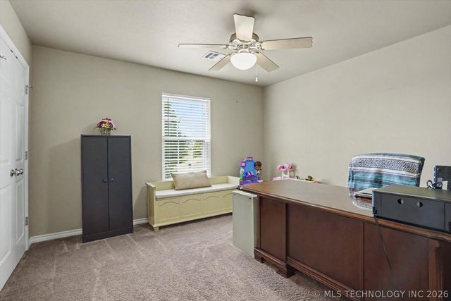 2406 E Fairfield Court, Oologah, OK 74053