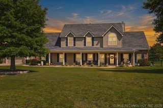 2406 E Fairfield Court, Oologah, OK 74053