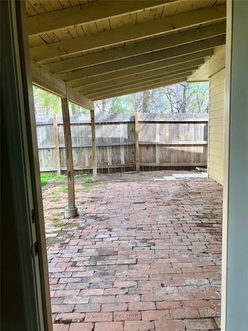 905 Isbell Road, Fort Worth, TX 76114