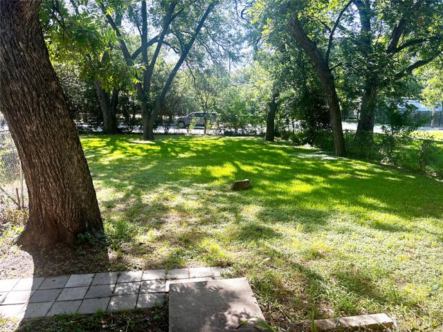 905 Isbell Road, Fort Worth, TX 76114