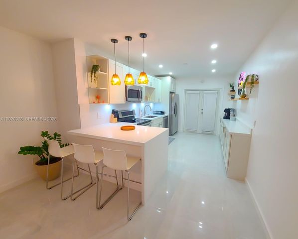 20520 NE 15th Ave, Miami, FL 33179