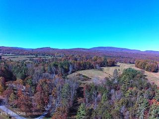 11 Cedar Hills Rd, Grandview, TN 37337