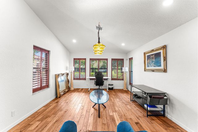 3897 Sherwood Boulevard, Delray Beach, FL 33445