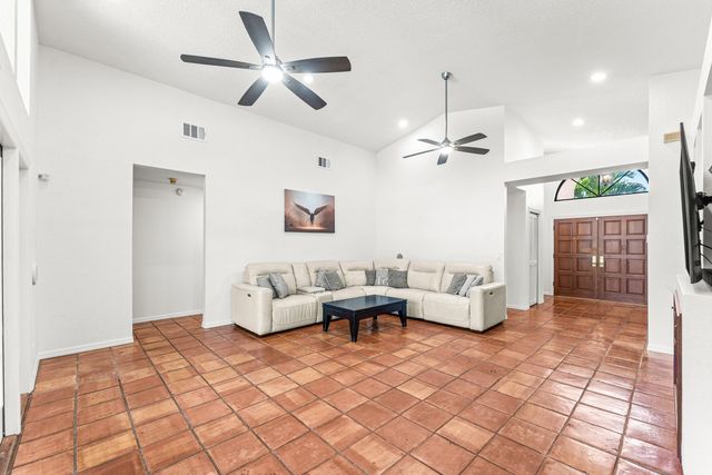 3897 Sherwood Boulevard, Delray Beach, FL 33445