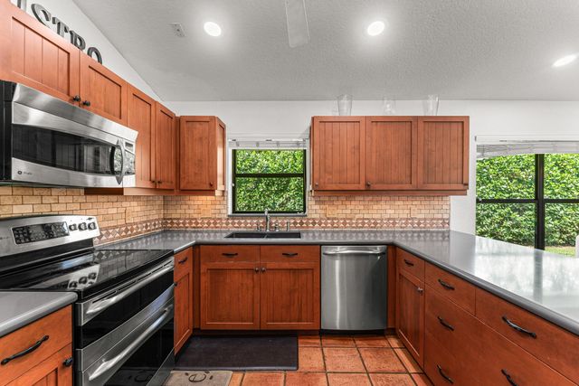 3897 Sherwood Boulevard, Delray Beach, FL 33445