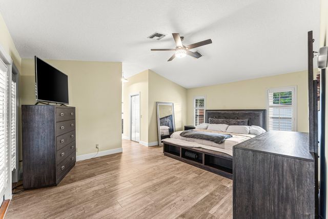 3897 Sherwood Boulevard, Delray Beach, FL 33445