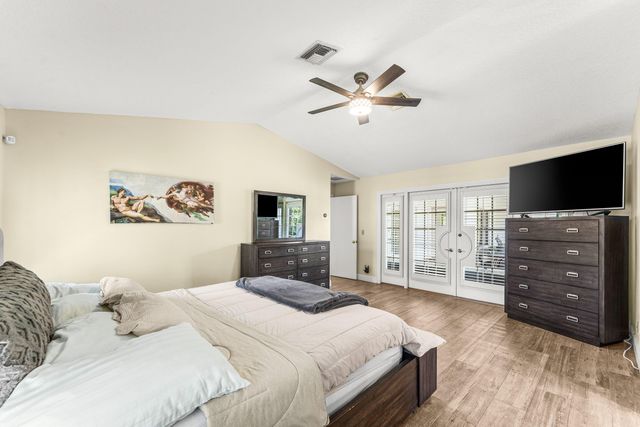 3897 Sherwood Boulevard, Delray Beach, FL 33445