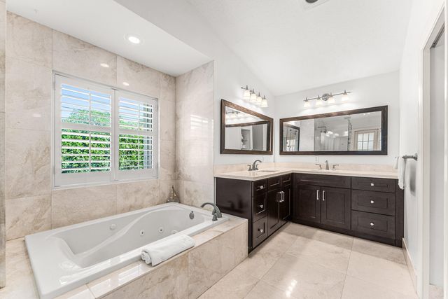 3897 Sherwood Boulevard, Delray Beach, FL 33445