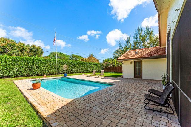 3897 Sherwood Boulevard, Delray Beach, FL 33445