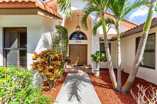 3897 Sherwood Boulevard, Delray Beach, FL 33445
