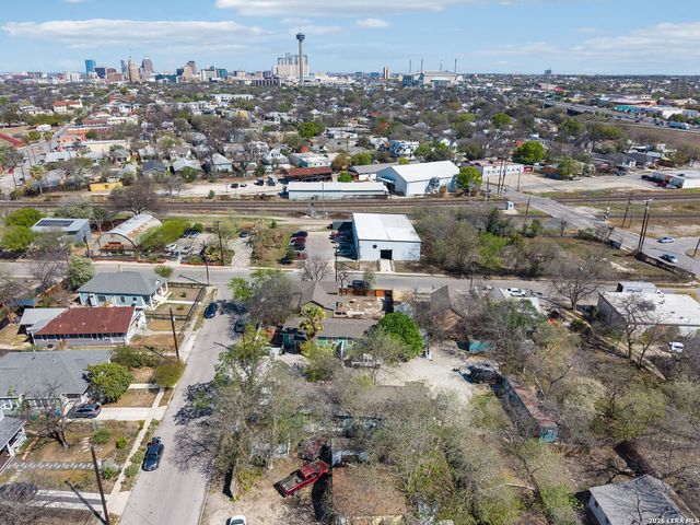 204 AND 210 Hunstock, San Antonio, TX 78210