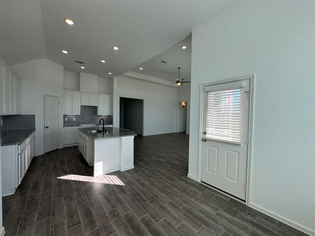 1048 Apple Ridge Road, Magnolia, TX 77355