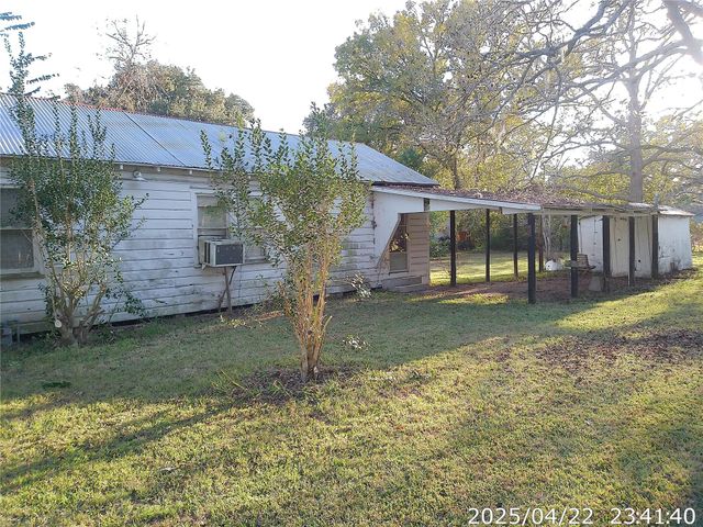 504 Camp Street, Alleyton, TX 78935