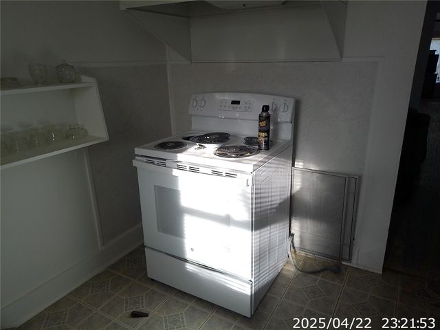 504 Camp Street, Alleyton, TX 78935