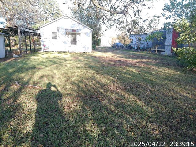 504 Camp Street, Alleyton, TX 78935