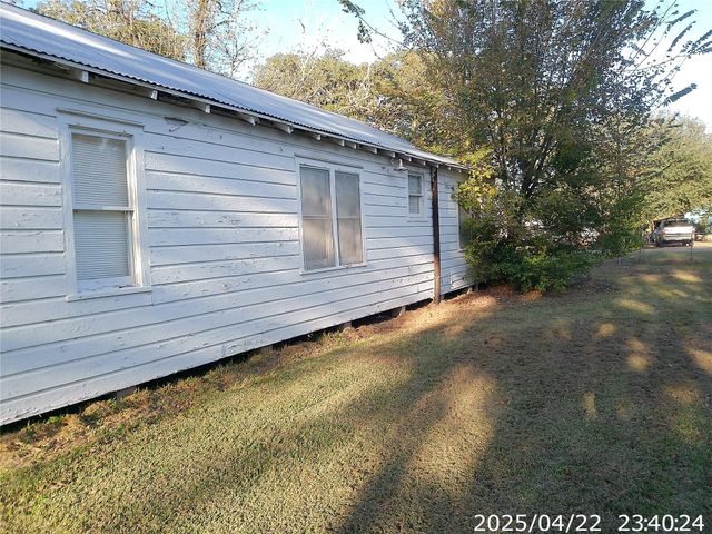 504 Camp Street, Alleyton, TX 78935