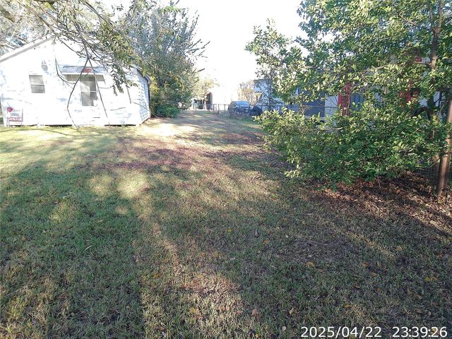 504 Camp Street, Alleyton, TX 78935