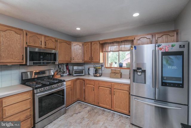 17 OWENS CT, Front Royal, VA 22630