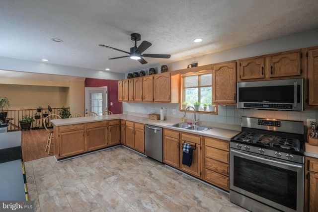 17 OWENS CT, Front Royal, VA 22630