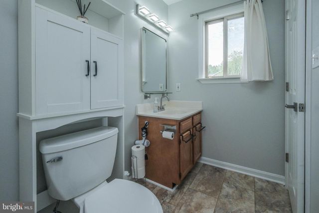 17 OWENS CT, Front Royal, VA 22630