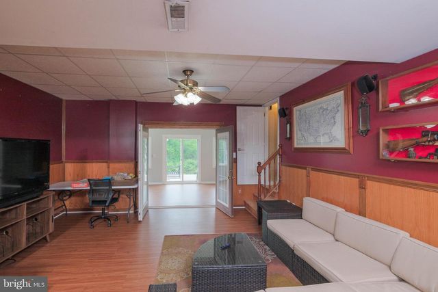 17 OWENS CT, Front Royal, VA 22630