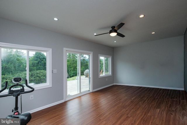 17 OWENS CT, Front Royal, VA 22630