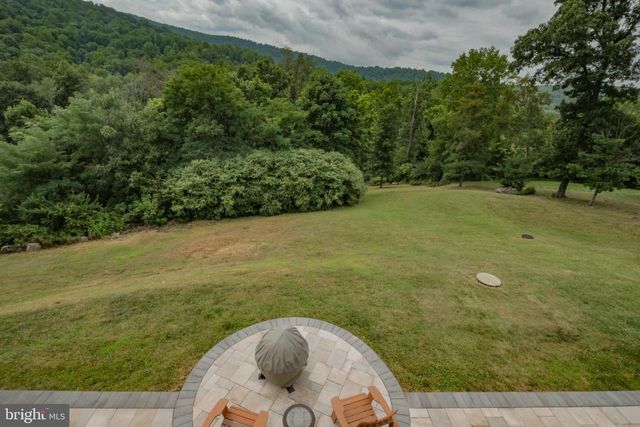17 OWENS CT, Front Royal, VA 22630