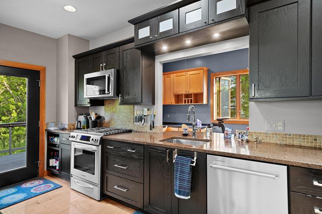 2037 Jennydale Court Se, Cascade Twp, MI 49546