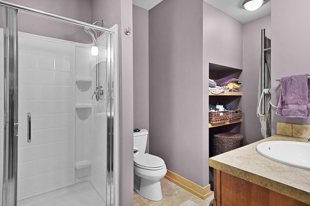 2037 Jennydale Court Se, Cascade Twp, MI 49546