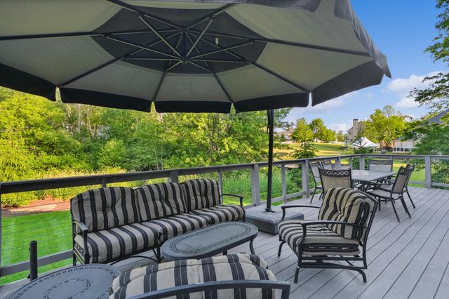 2037 Jennydale Court Se, Cascade Twp, MI 49546