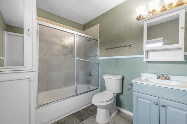 4723 Victor Street D, Dallas, TX 75246