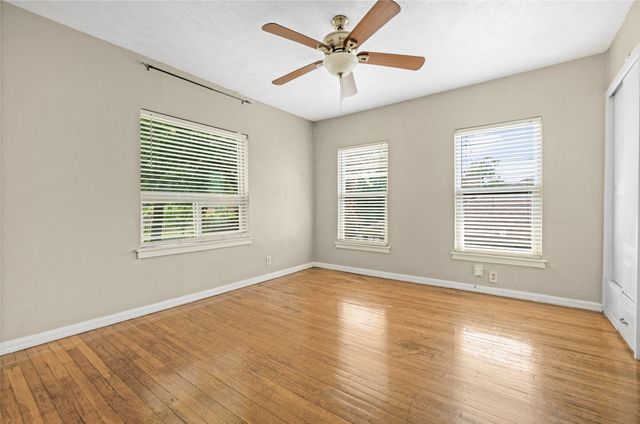 4723 Victor Street D, Dallas, TX 75246