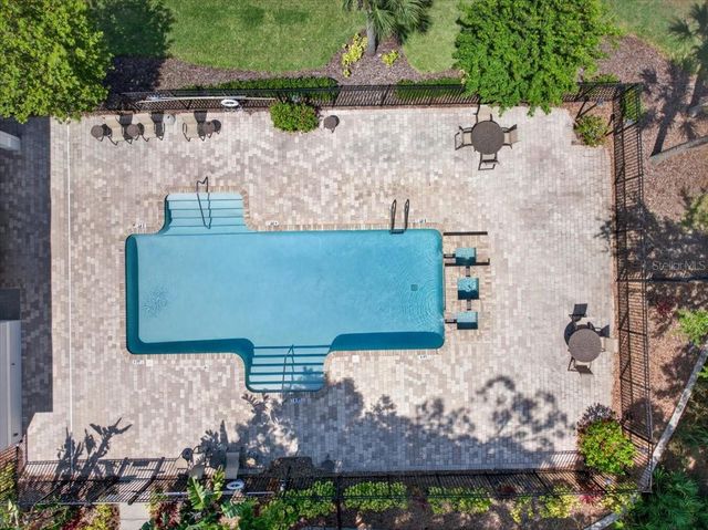 11607 COLONY LAKE DRIVE, Tampa, FL 33635