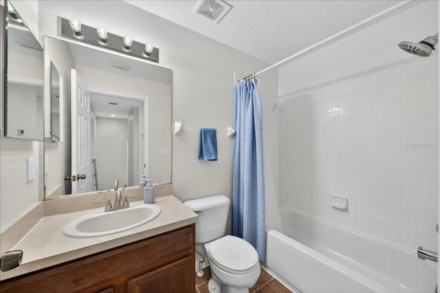 11607 COLONY LAKE DRIVE, Tampa, FL 33635