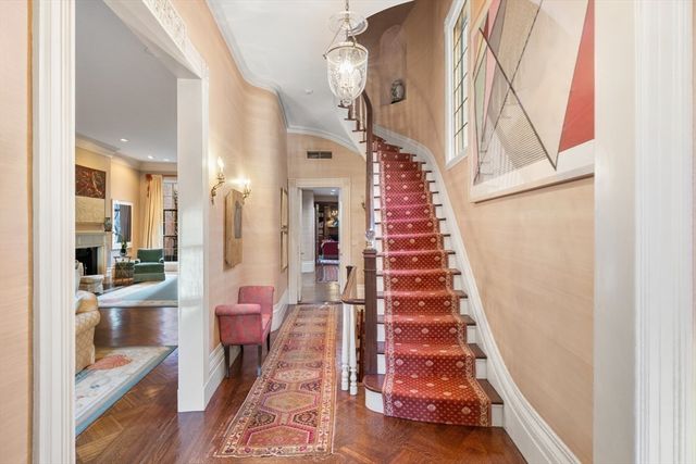 22 Louisburg Square, Boston, MA 02108