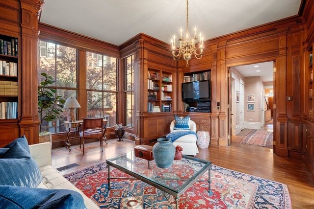 22 Louisburg Square, Boston, MA 02108