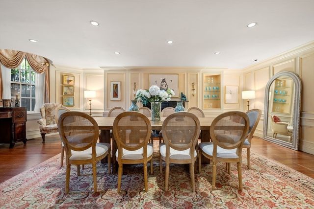 22 Louisburg Square, Boston, MA 02108