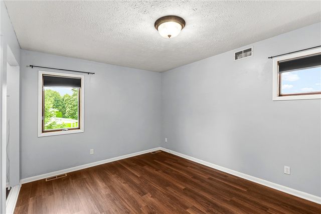 318 Webster Rd, Webster, NY 14580