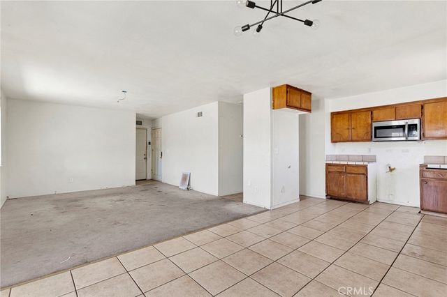 15105 Condor, Victorville, CA 92394