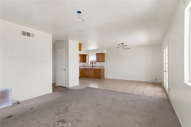15105 Condor, Victorville, CA 92394