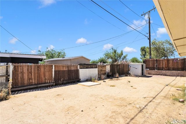 15105 Condor, Victorville, CA 92394